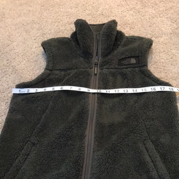 The NORTH FACE Size S taupe green campshire Sherpa zippered vest - Picture 6 of 9